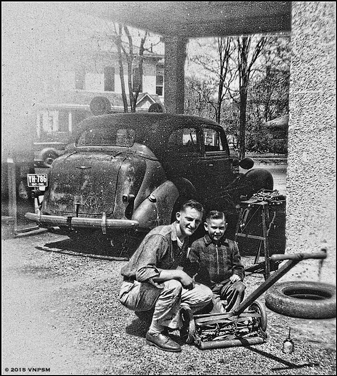 Earl Tischer and friend=